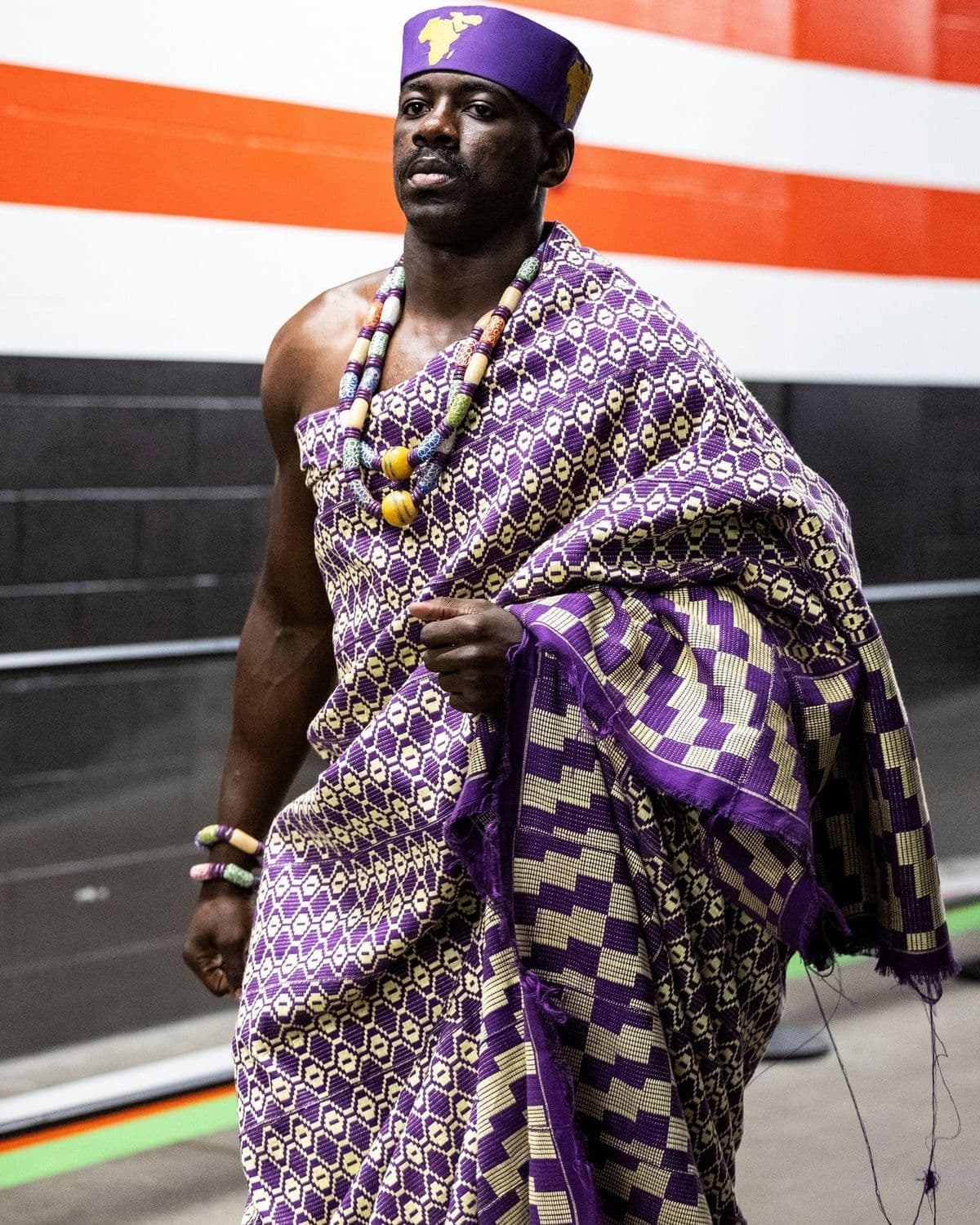 Traditional Kente & Material Fabrics